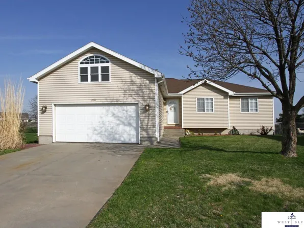 10721 Ashby Cir, Waverly, NE 68462