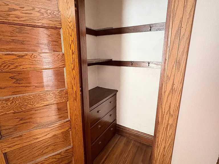 519 Park Ave — Photo 13