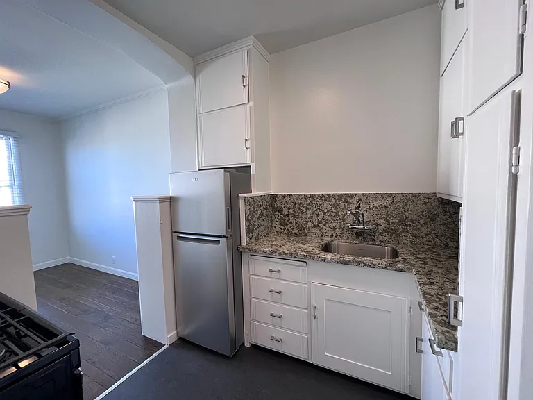 3055 Scott St #206 — Photo 5
