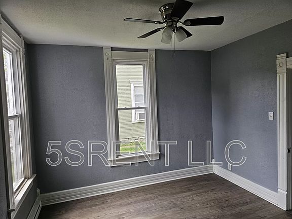 4th image of 410 Gray Ave