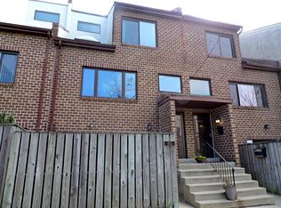 853 N 28th St #B, Philadelphia, PA 19130
