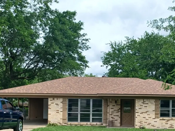 409 Boynton St, Carthage, TX 75633