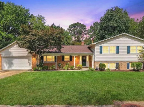 1324 Towlston Rd, Vienna, VA 22182