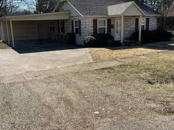 611 W Gee St, Prescott, AR 71857