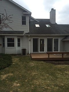 3rd image of 900-7 Hampton Cir