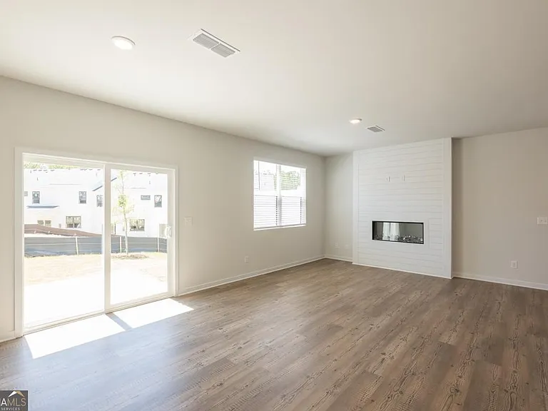 7328 Mulberry Trce — Photo 11