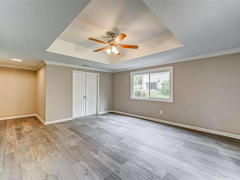2218 Woodfern Dr — Photo 54