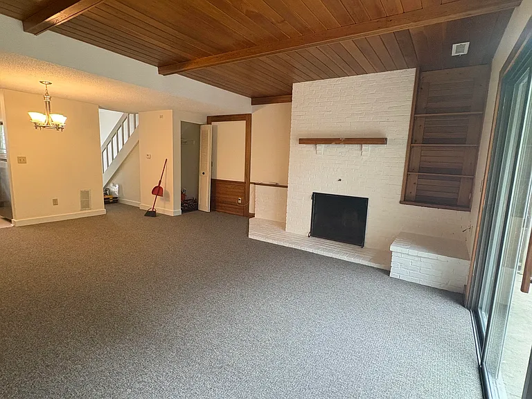 Revel Townhomes — Photo 7
