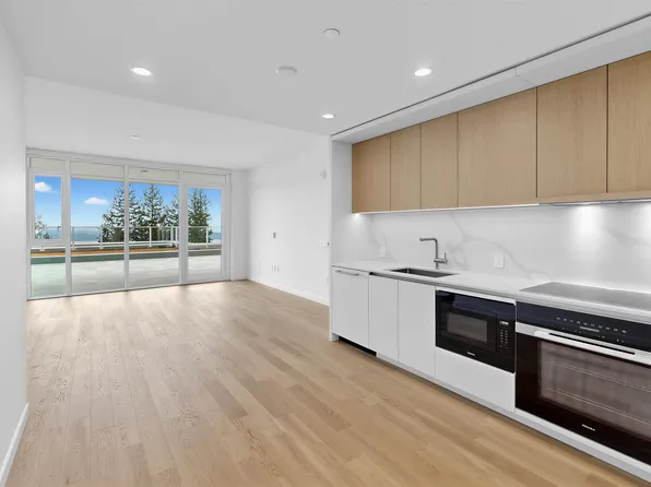 3963 Uplands Way, West Vancouver, BC