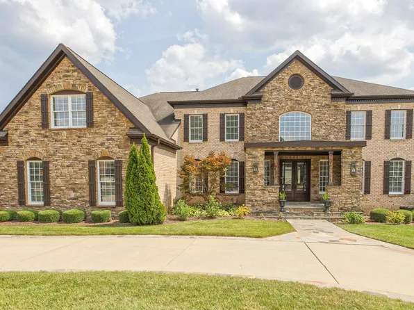 9309 Royal Crest Dr, Raleigh, NC 27617