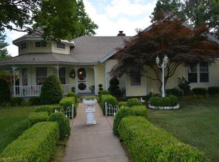 1758 E Jacqueline St, Springfield, MO 65804