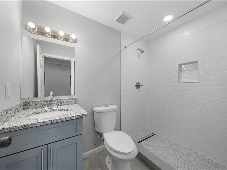 5399 Northland Dr NE #3 — Photo 20