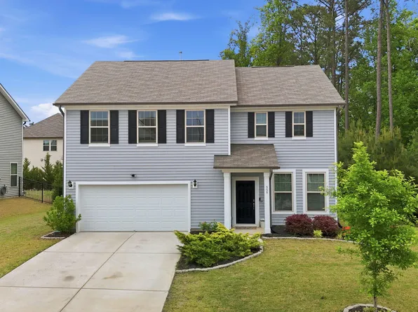 539 River Dell Townes Avenue, Clayton, NC 27527