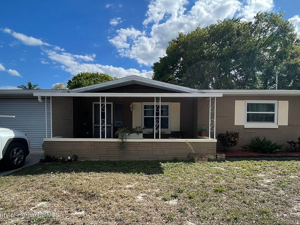 5204 Drift Tide Dr, New Port Richey, FL 34652 | MLS #2222842 | Zillow