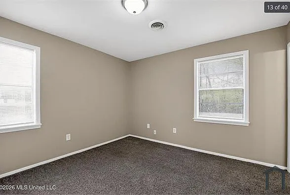 1027 Autumn St — Photo 6