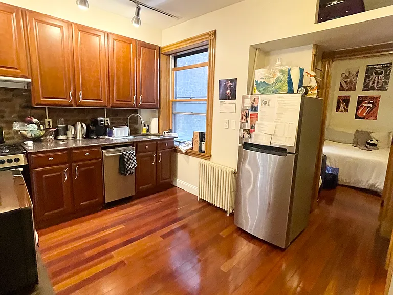 59 Myrtle St #5 — Photo 13