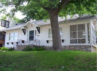 4423 Holly St, Kansas City, MO 64111