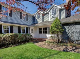 16 Beavers Rd, Califon, NJ 07830