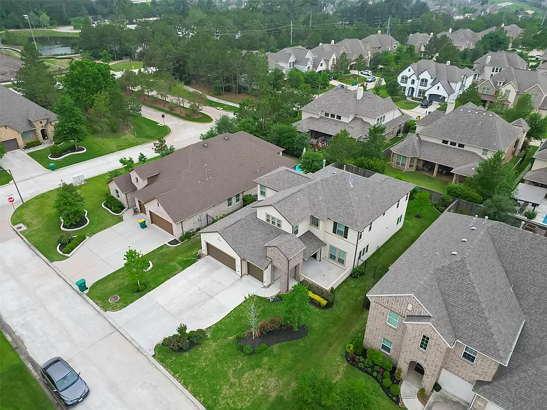 58 Canopy Green Dr — Photo 2
