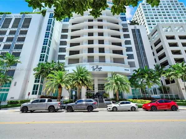 950 Brickell Bay Dr APT 802, Miami, FL 33131