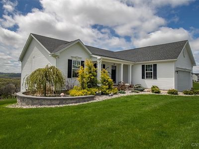 5537 Rolling Meadows Way, Camillus, NY, 13031