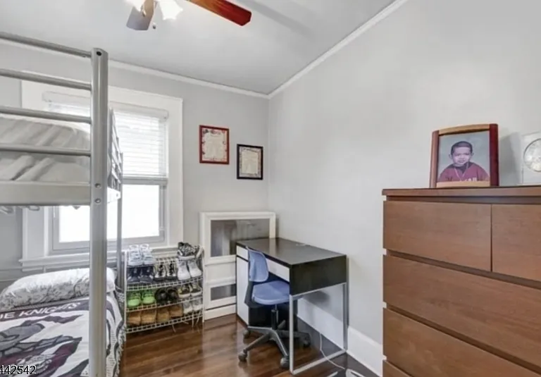 34 Cypress St — Photo 13