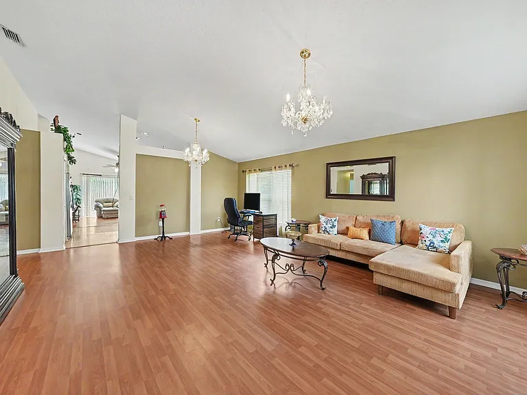 6244 Crickethollow Dr — Photo 7
