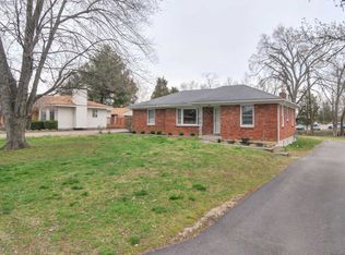206 Lees Ln, Shepherdsville, KY 40165