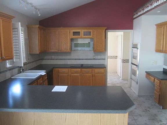 2nd image of 2140 Lehne Ct