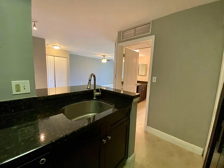2851 N Oakland Forest Dr #108 — Photo 8