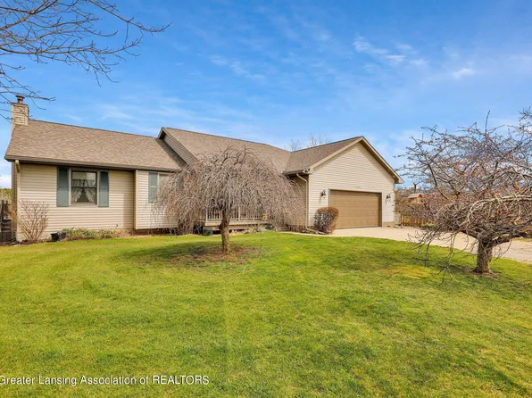 7293 Curtis Rd, Nashville, MI 49073
