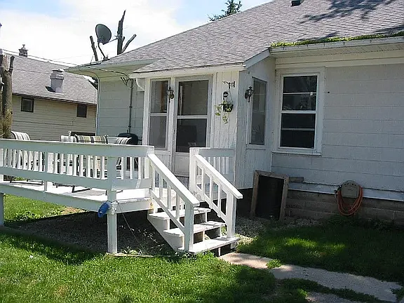 6030 Highway 36 — Photo 2