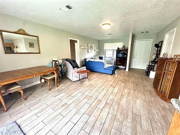 4th image of 3750 Nathan St