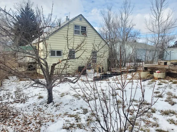 802 Richards Ave, Gillette, WY 82716