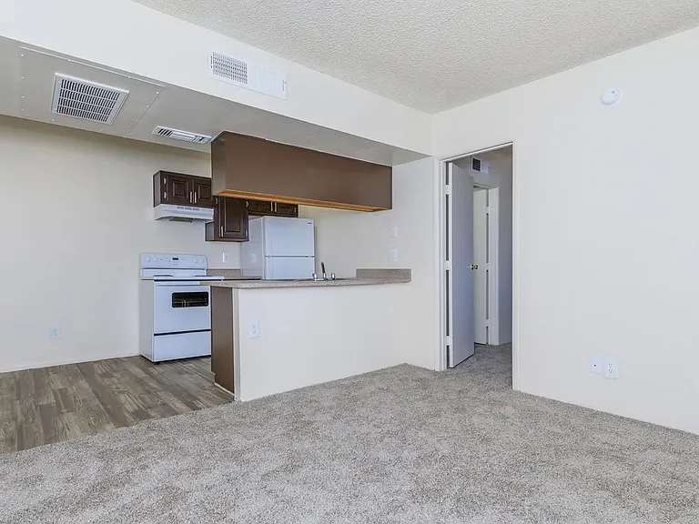 Courtyard Apartments — Photo 11