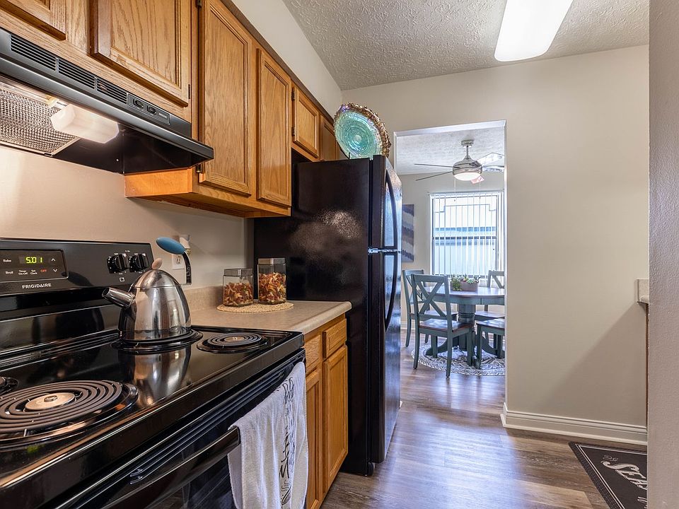 1st image of 4373 Appian Way E #E