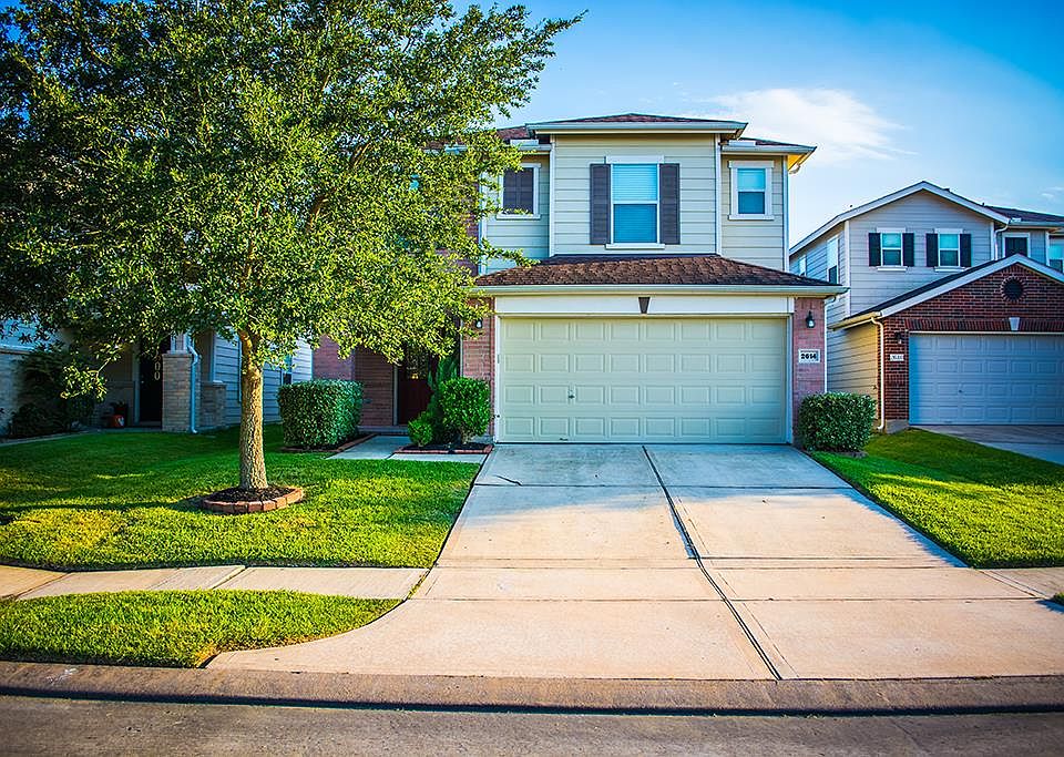 1st image of 2614 Skyview Glen Ct