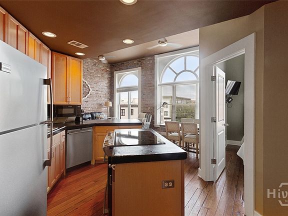 5th image of 110 Barnard Street #311