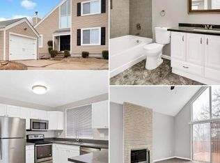 4822 Persimmon Bend Ln, Florissant, MO 63033