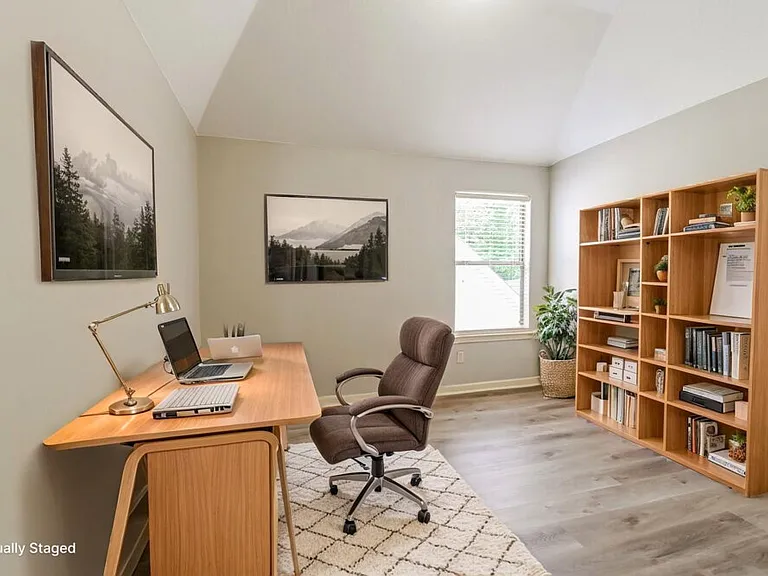 305 Garden Springs Dr — Photo 15