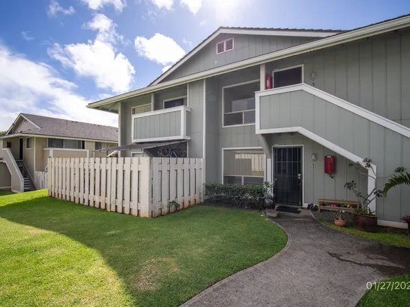 94-716 Paaono St APT X5, Waipahu, HI 96797