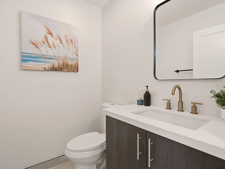 5824 Persepolis Ct — Photo 14
