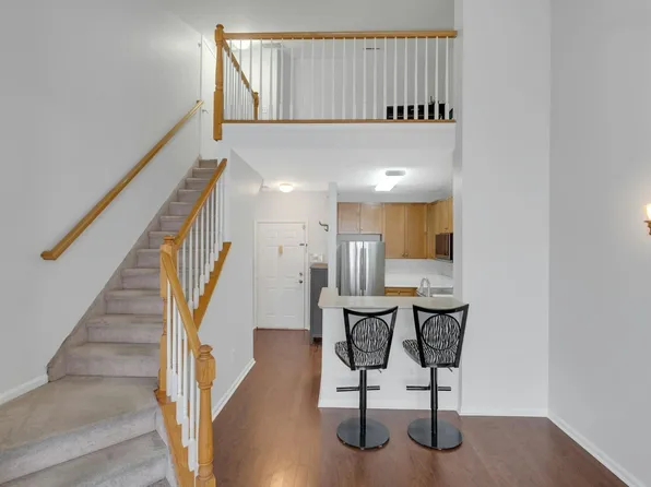 24 Avenue At Port Imperial image 8 of 28