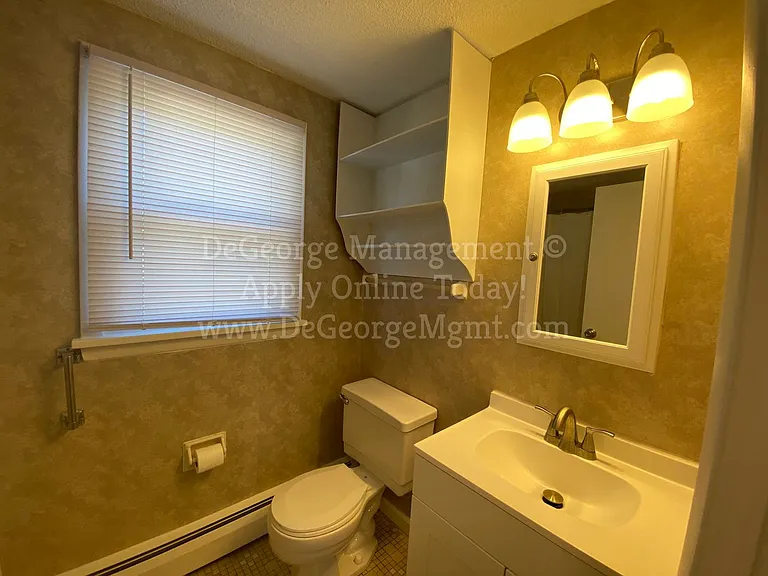 Walworth Garden Apartments — Photo 30