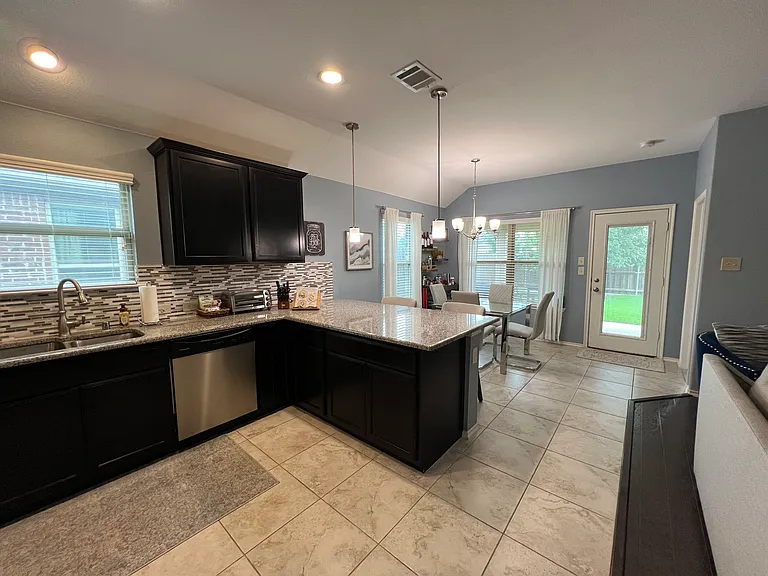 104 Rocky Pine Rd — Photo 9