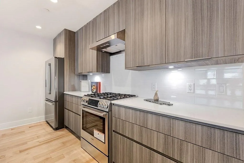 2 bed, 1267 sqft, $3,550 — Photo 3