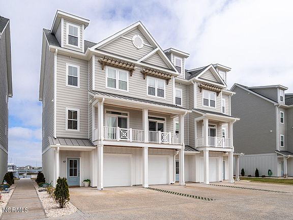 2nd image of 200 Olde Towne Yacht Club Drive #16