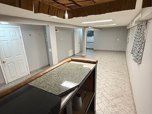 3rd image of 4805 S Keeler Ave #Basement