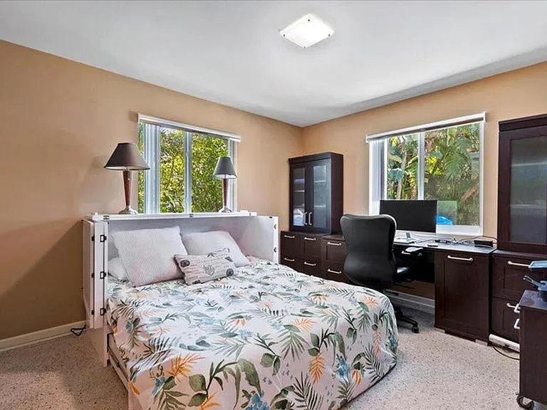 440 Jupiter Ln — Photo 13
