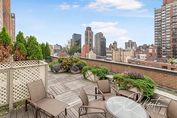 Rented by Sotheby's International Realty | media 40